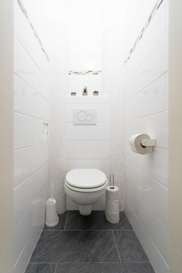 Balcony Apartment, 1 Min To U1 Reumannplatz Viyana Dış mekan fotoğraf