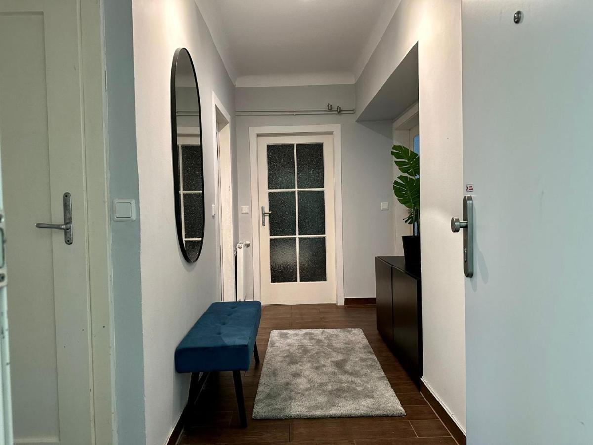 Balcony Apartment, 1 Min To U1 Reumannplatz Viyana Dış mekan fotoğraf