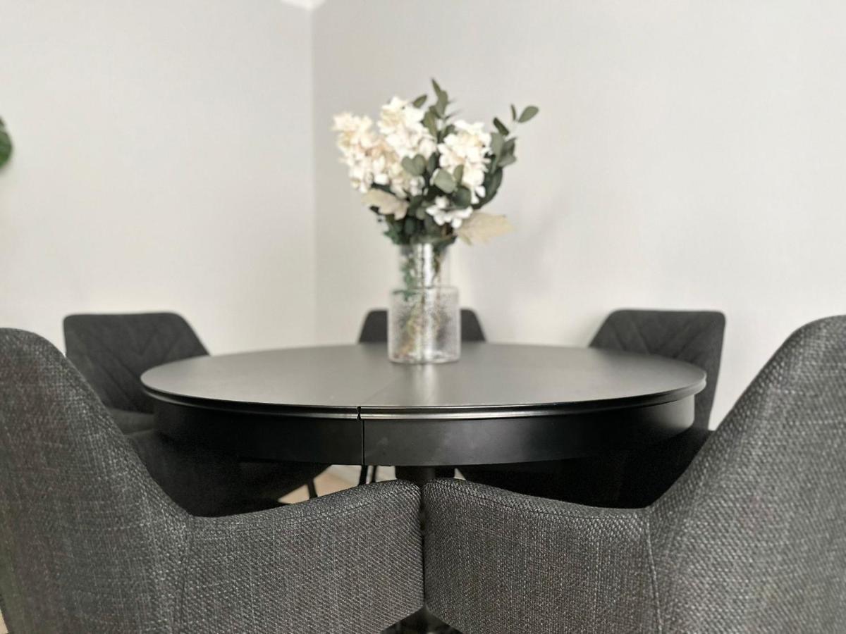 Balcony Apartment, 1 Min To U1 Reumannplatz Viyana Dış mekan fotoğraf