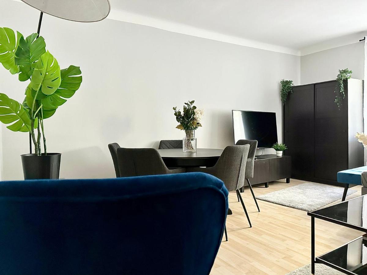 Balcony Apartment, 1 Min To U1 Reumannplatz Viyana Dış mekan fotoğraf